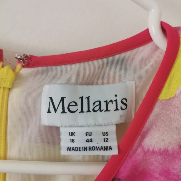 Mellaris S12 Maxi Short Sleeve Linef Floral Yellow Dress - Picture 5 of 9